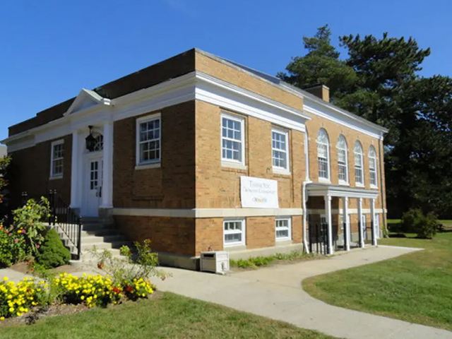 Cromaine District Library
